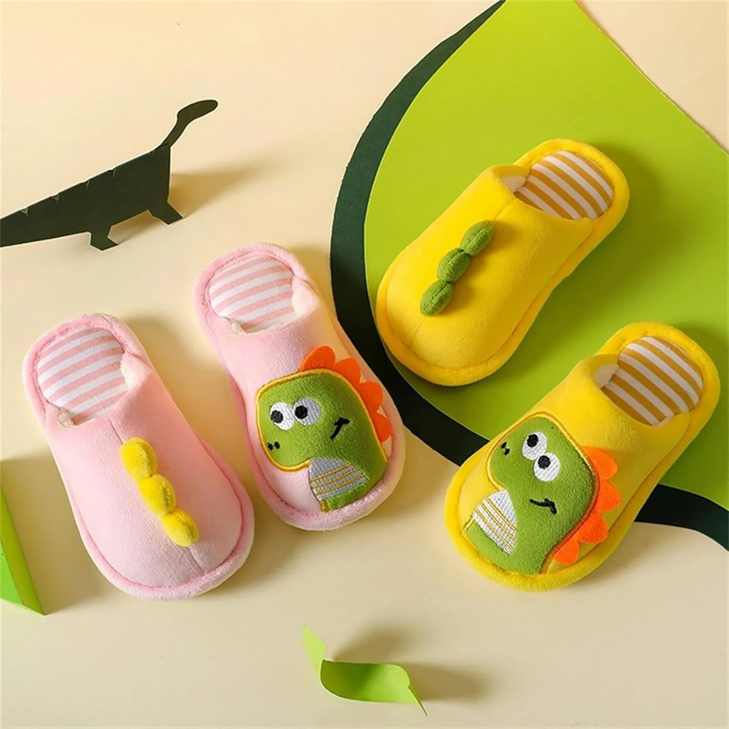 Cartoon Slippers for Girls Boys Cute Soft Plush Anti-Slip House Shoes Kids Slippers with Memory Foam Warm Indoor