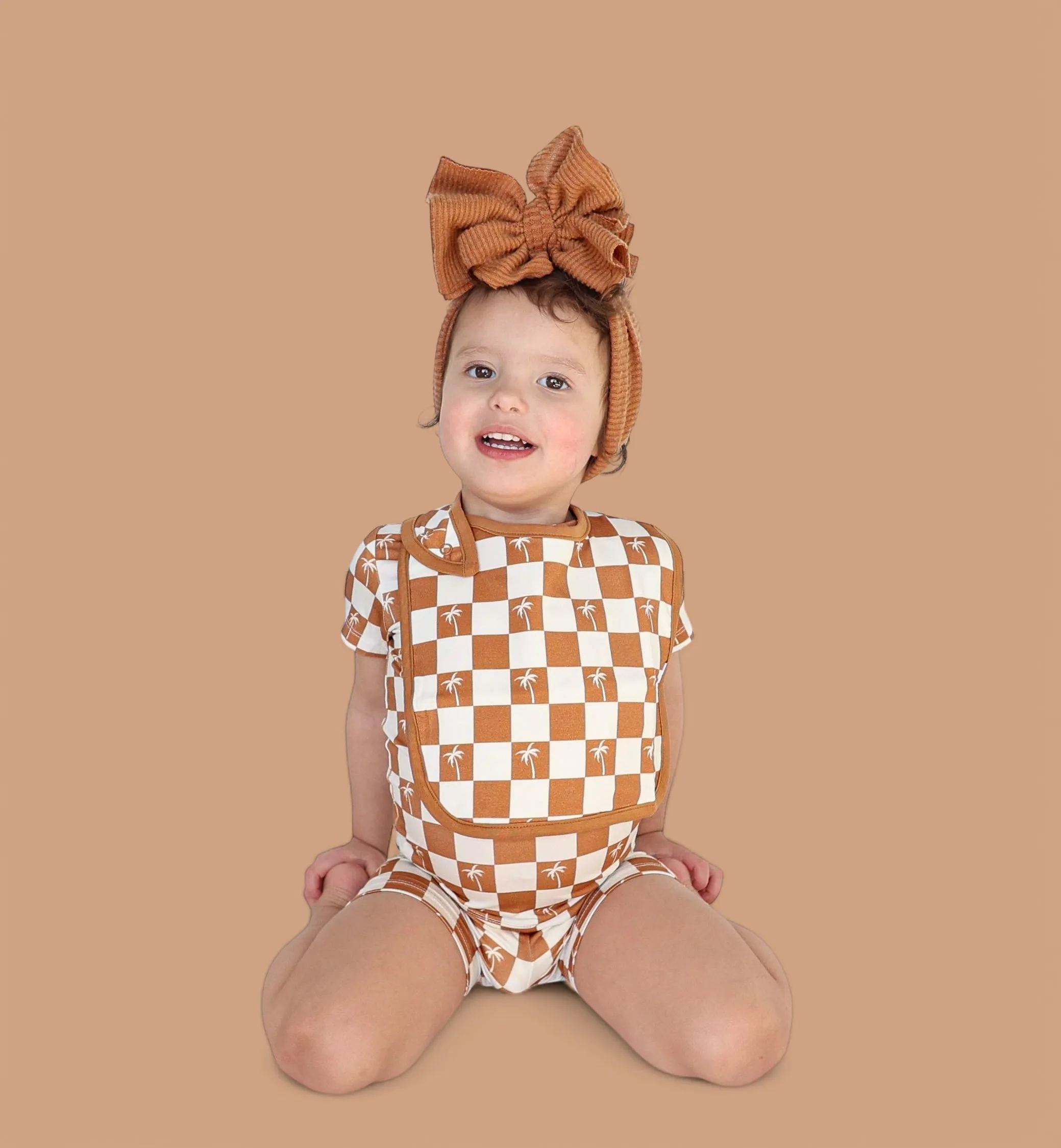 EXCLUSIVE SANDY BEACH CHECKERS DREAM BABY BIB
