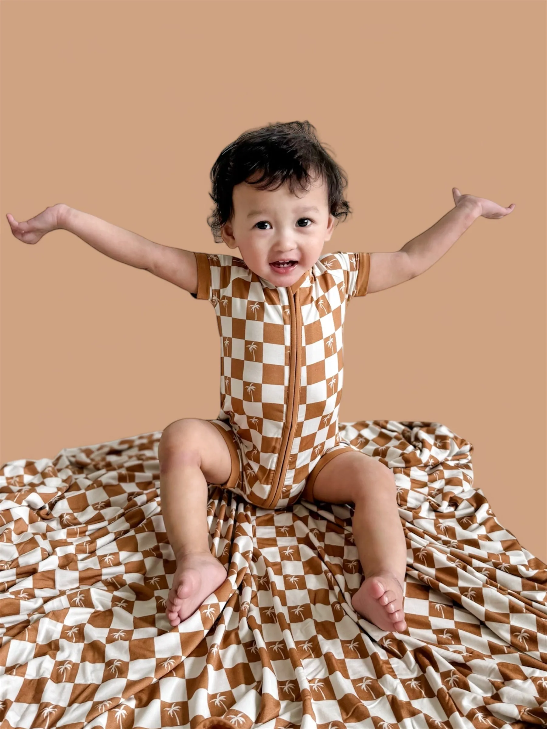 EXCLUSIVE SANDY BEACH CHECKERS DREAM BLANKET