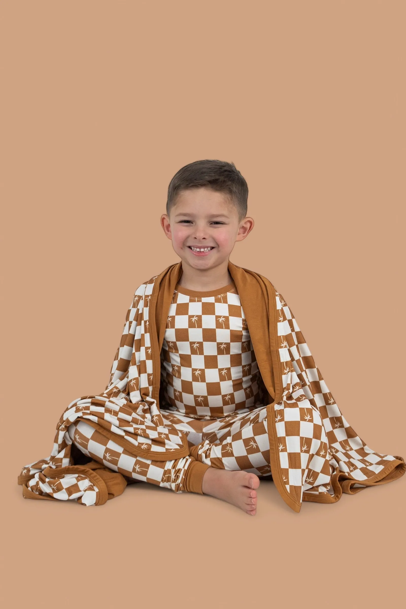 EXCLUSIVE SANDY BEACH CHECKERS DREAM BLANKET