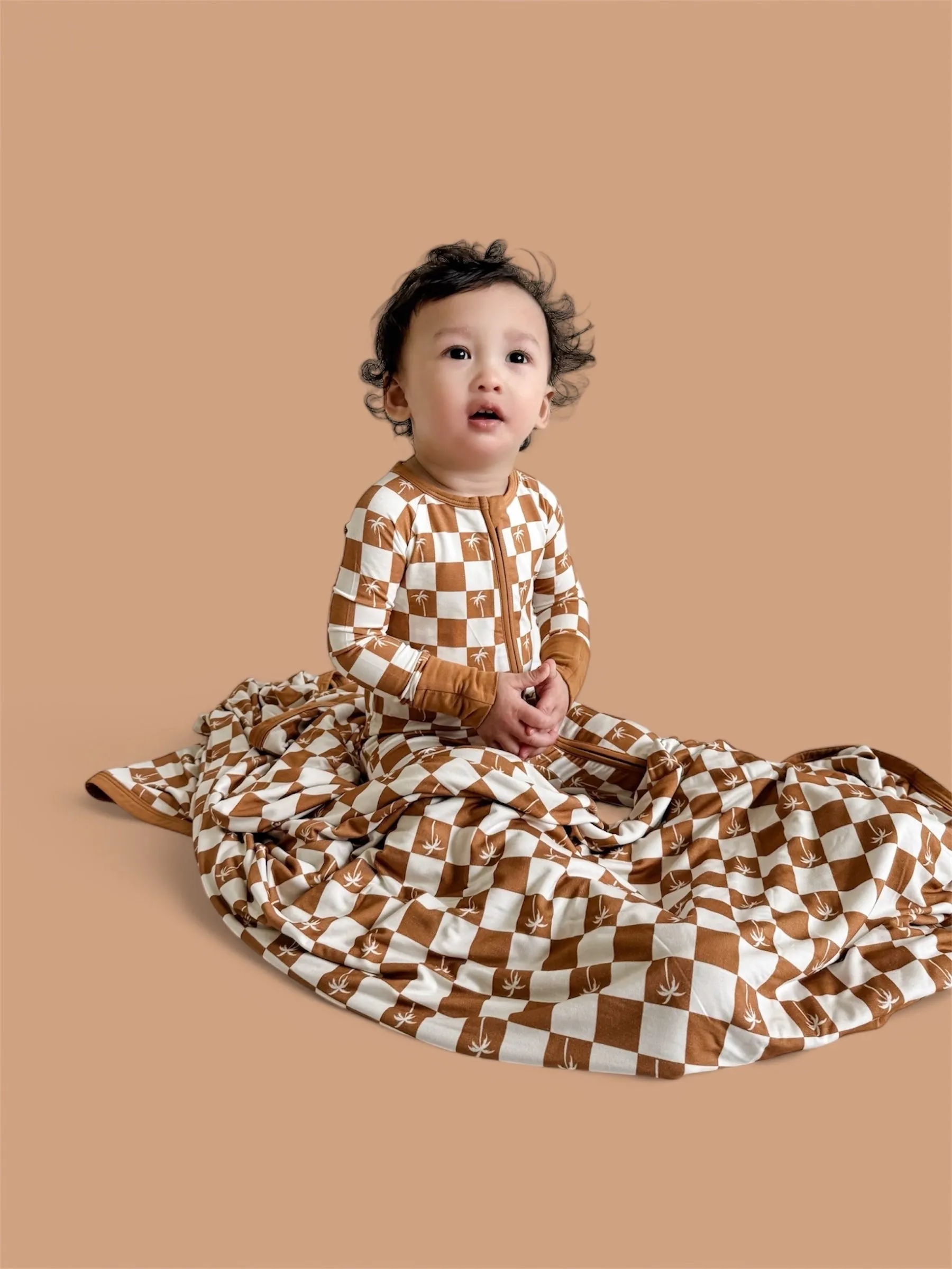 EXCLUSIVE SANDY BEACH CHECKERS DREAM BLANKET