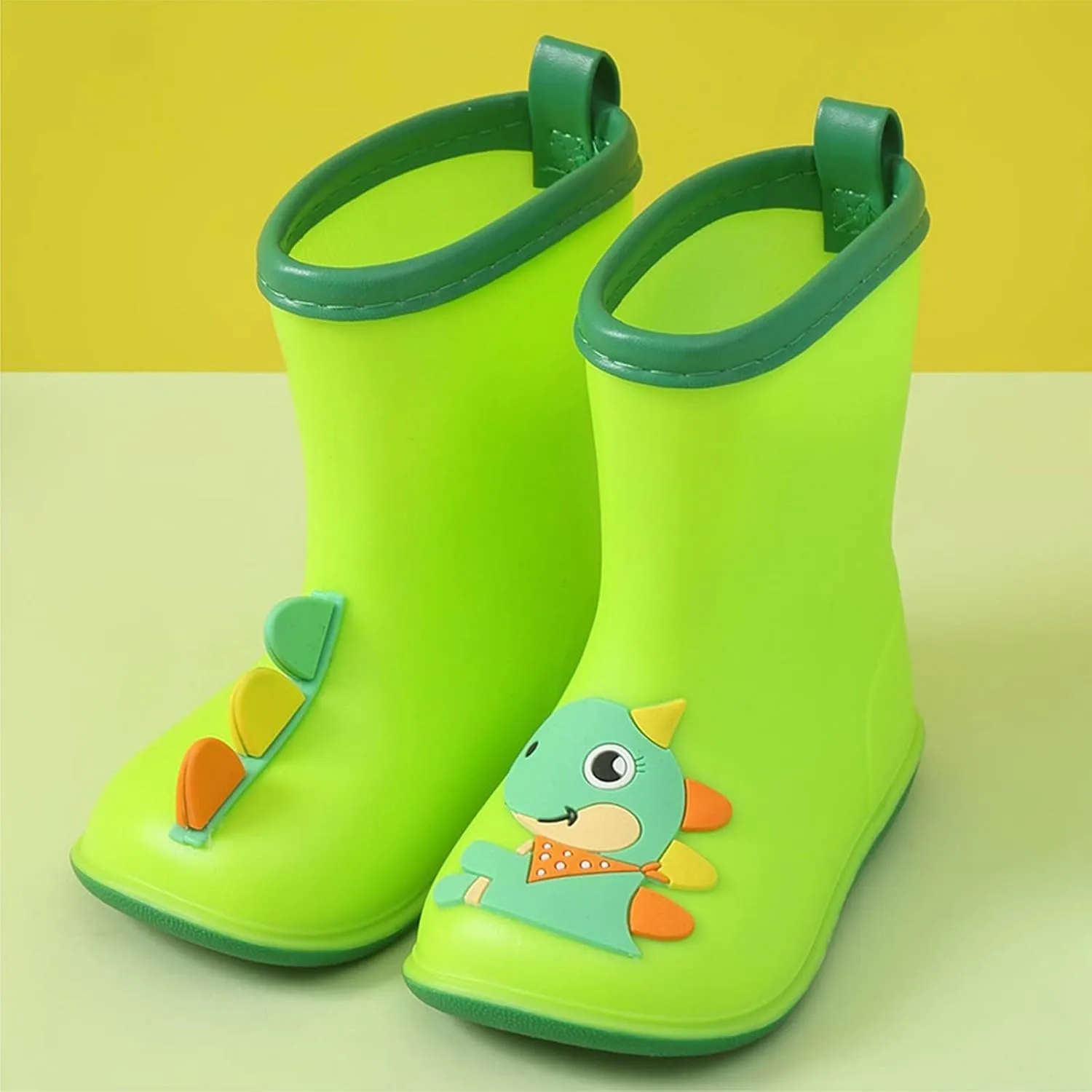 Kids Toddler Rain Boots for Girls Boys Dinosaur Cartoon Waterproof Rain Shoes Patterns Boot with Easy On Newborn Shoes