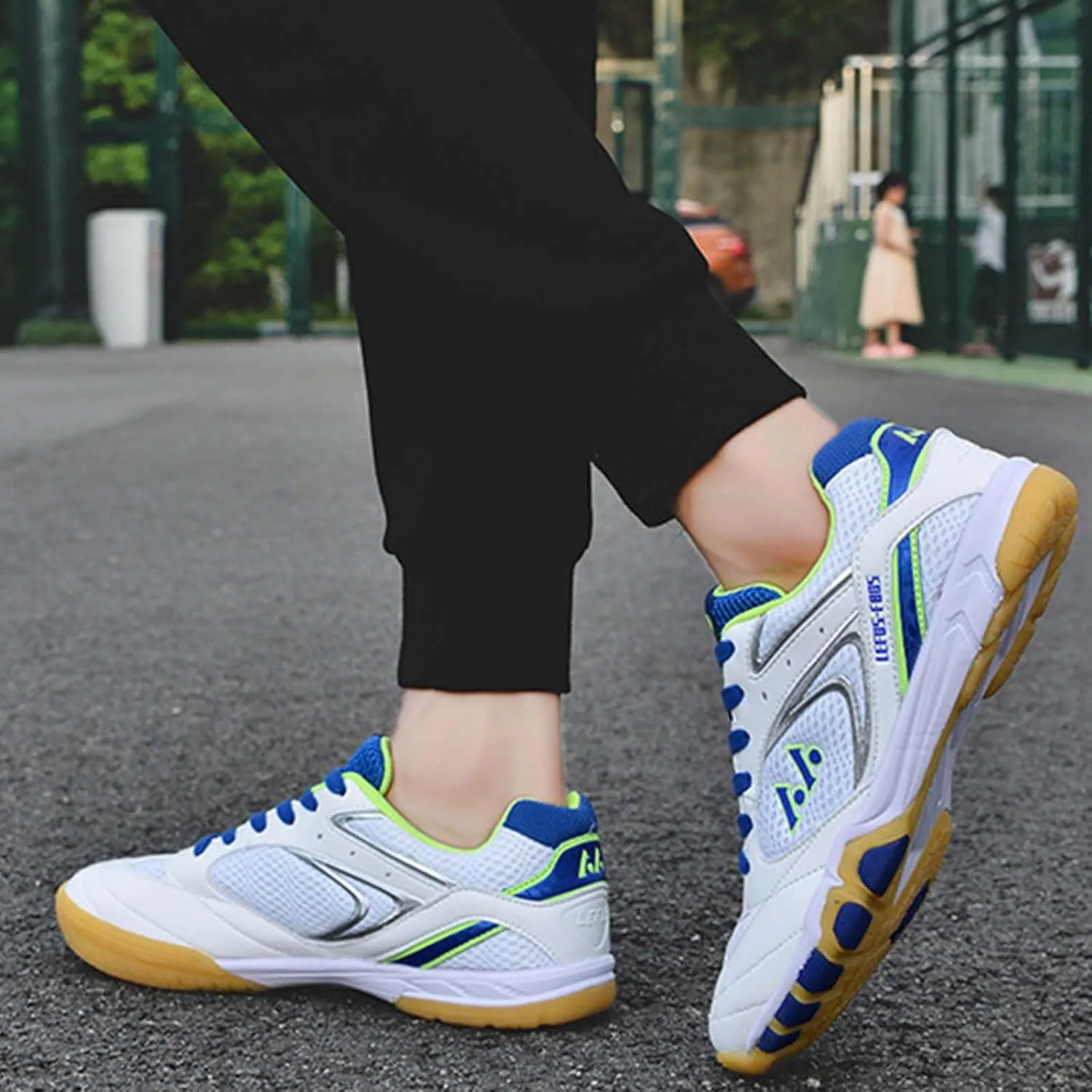 Men Tennis Shoes Lightweight Pickleball Court Trainer Indoor Outdoor Badminton Sneakers for Basketball Squash Volleyball
