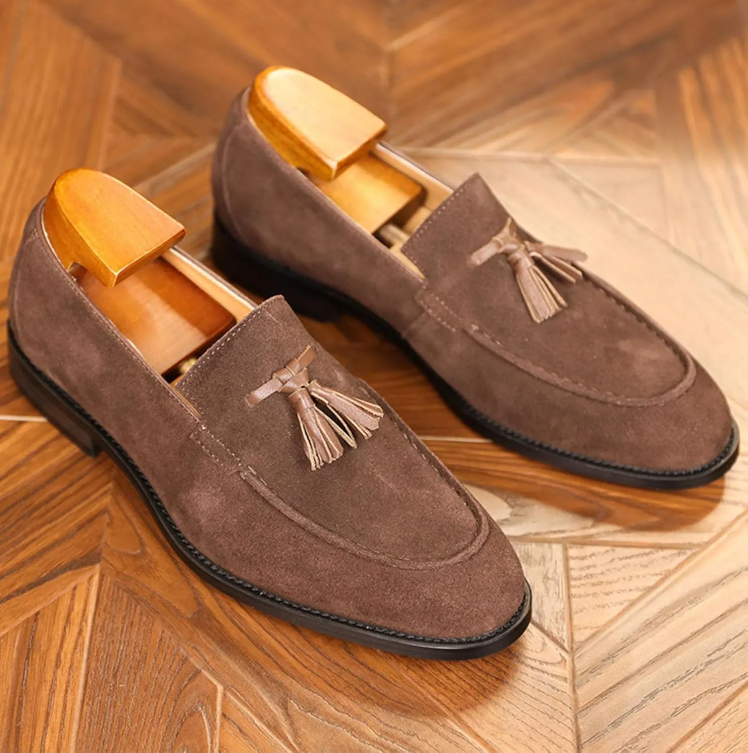 Men's Fashion Retro Suede Tasseled Loafers Shoes Business Casual Comfort Non-Slip Formal Dress Shoes