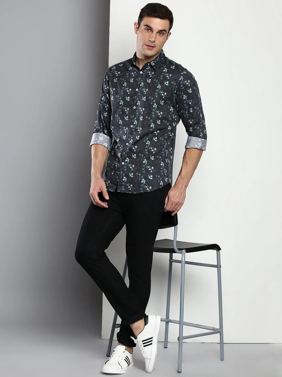 Men's Printed Black Slim Fit Satin Casual Shirt With Spread Collar & Full Sleeves (C9059_Black_S)