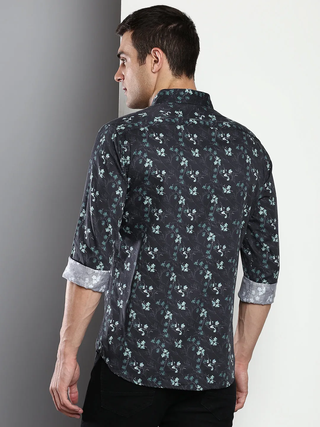 Men's Printed Black Slim Fit Satin Casual Shirt With Spread Collar & Full Sleeves (C9059_Black_S)