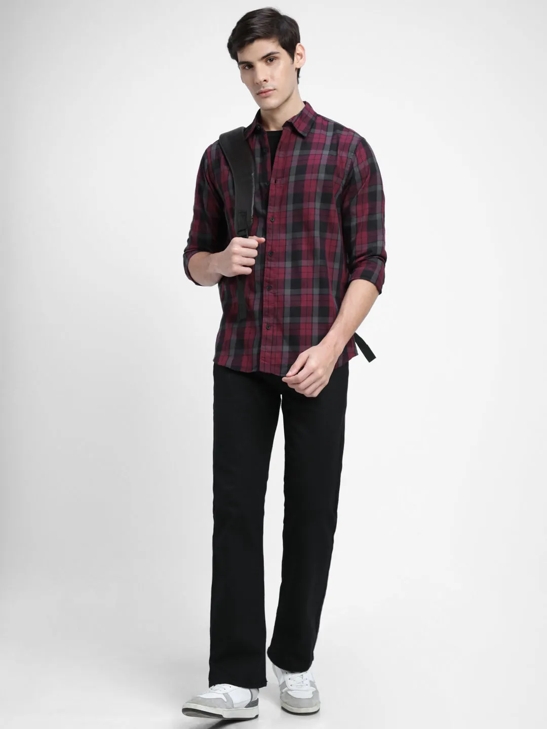 Men's Red Regular Checks Spread Collar Full Sleeves Casual Shirt