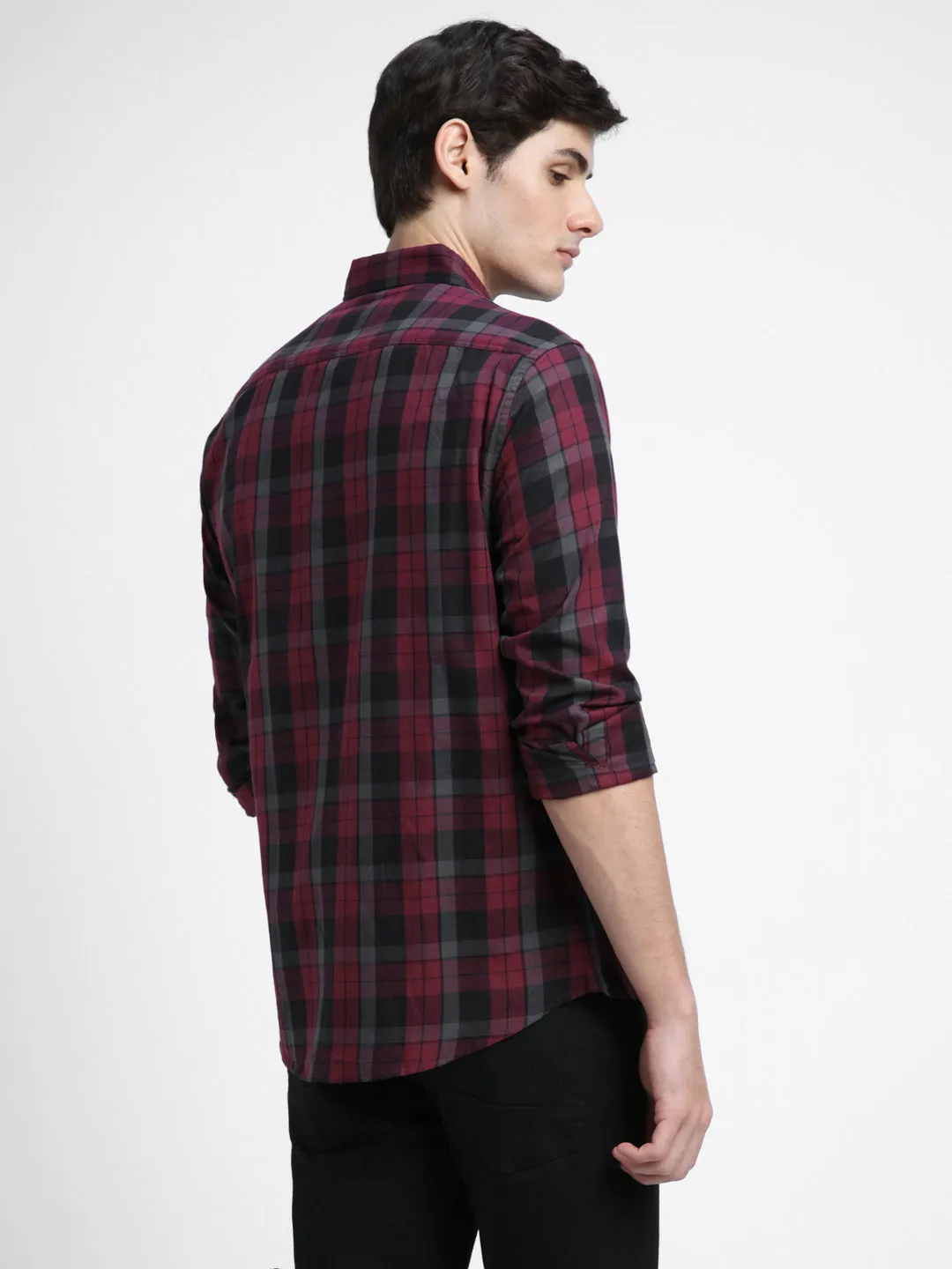 Men's Red Regular Checks Spread Collar Full Sleeves Casual Shirt