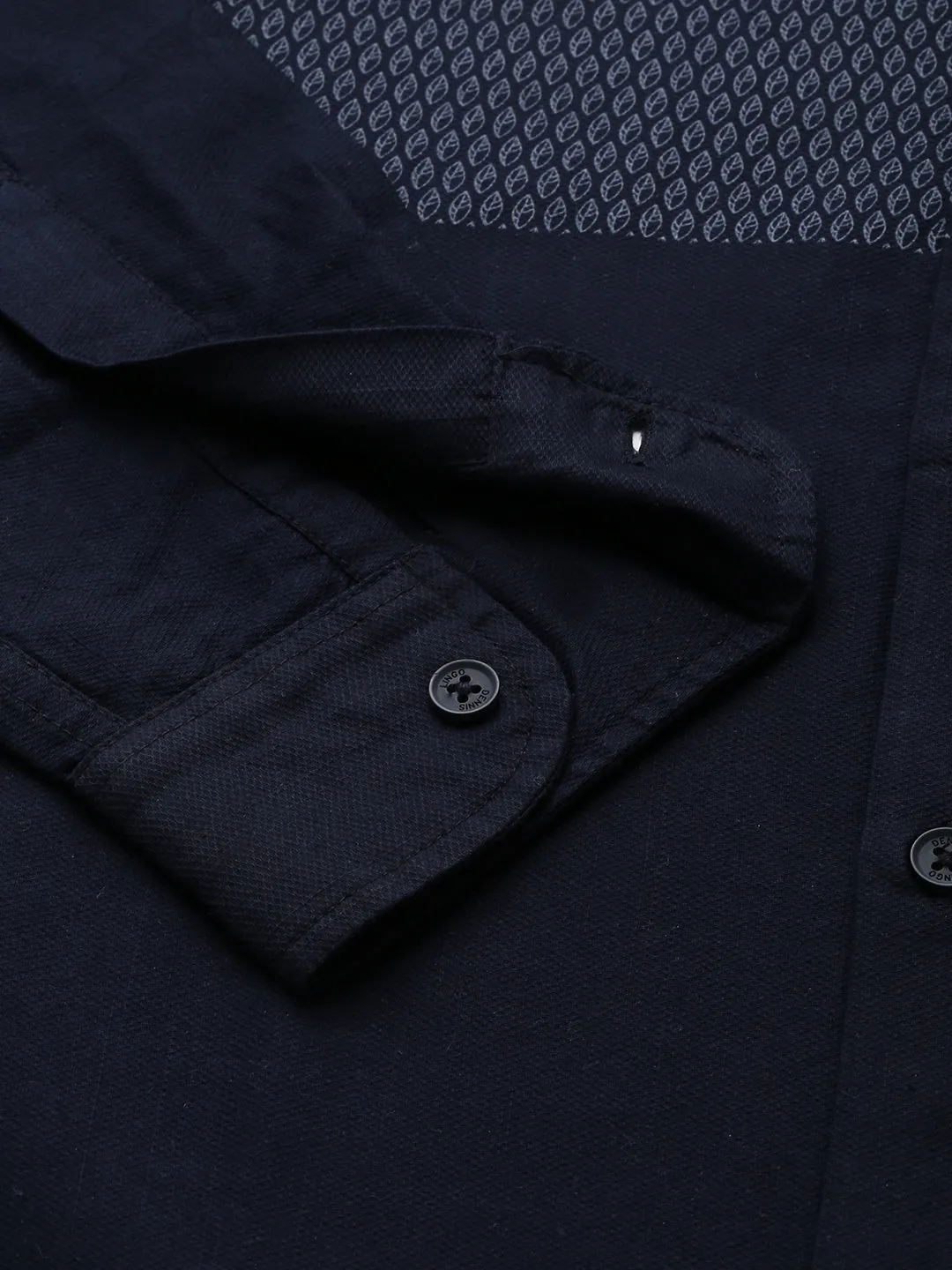 Men's Self Design Spread Collar Slim Fit Fulll Sleves Shirts (Navy)