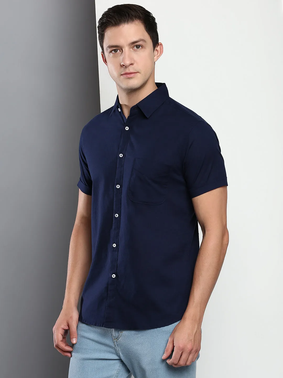 Men's Solid Navy Slim Fit Cotton Linen Casual Shirt With Spread Collar & Half Sleeves
