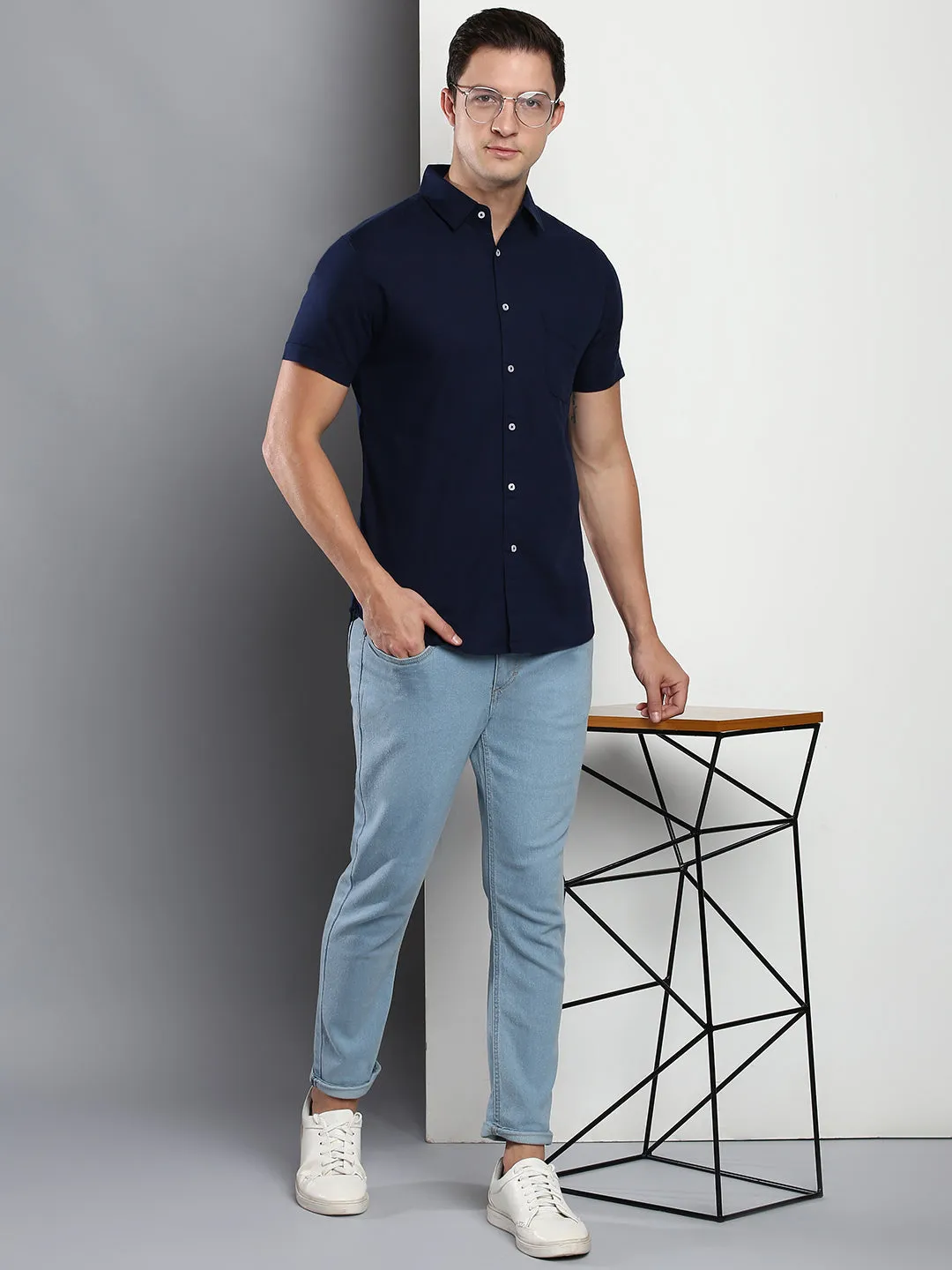 Men's Solid Navy Slim Fit Cotton Linen Casual Shirt With Spread Collar & Half Sleeves