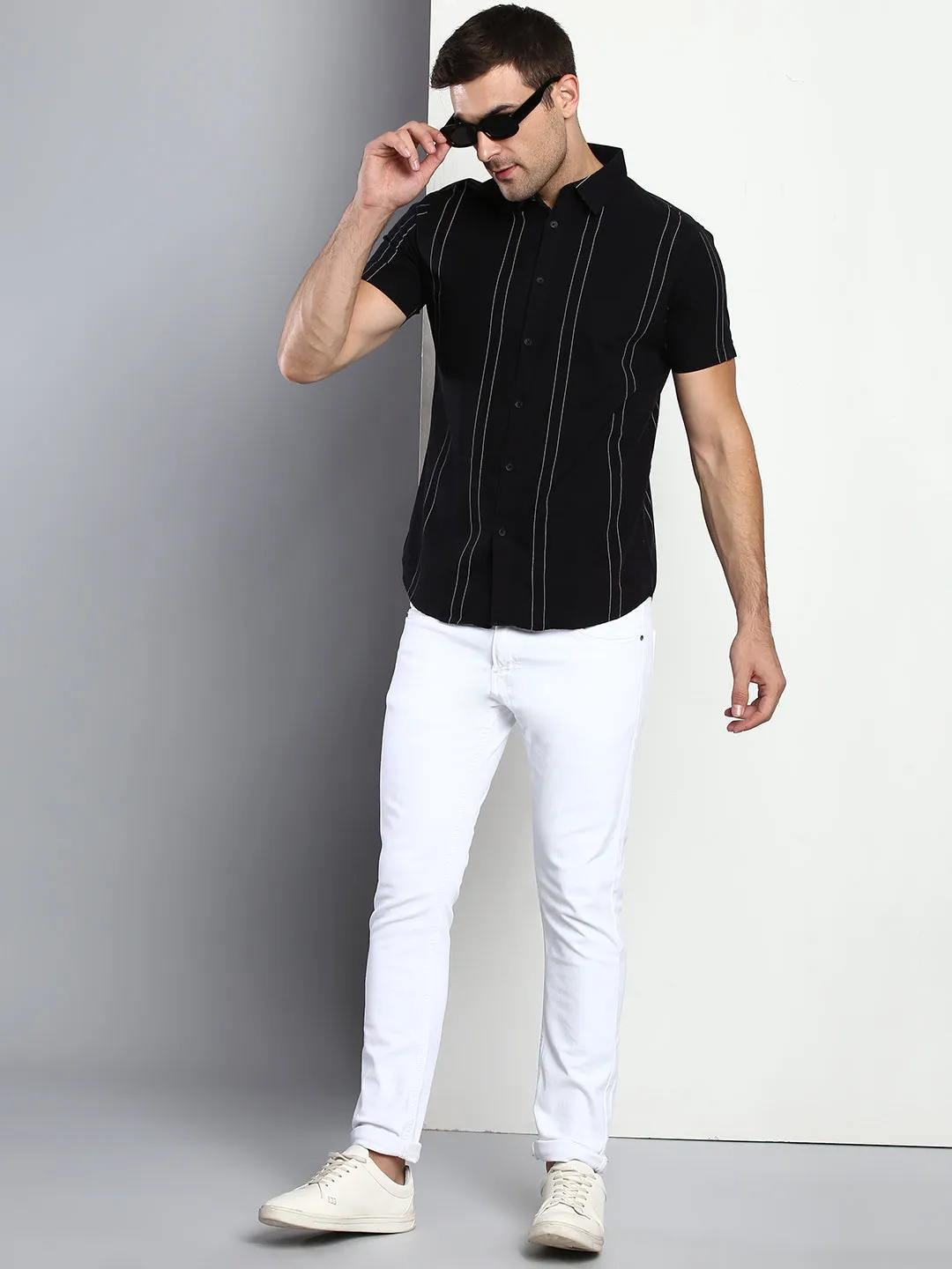 Men's Striped Black Slim Fit Cotton Casual Shirt With Spread Collar & Half Sleeves