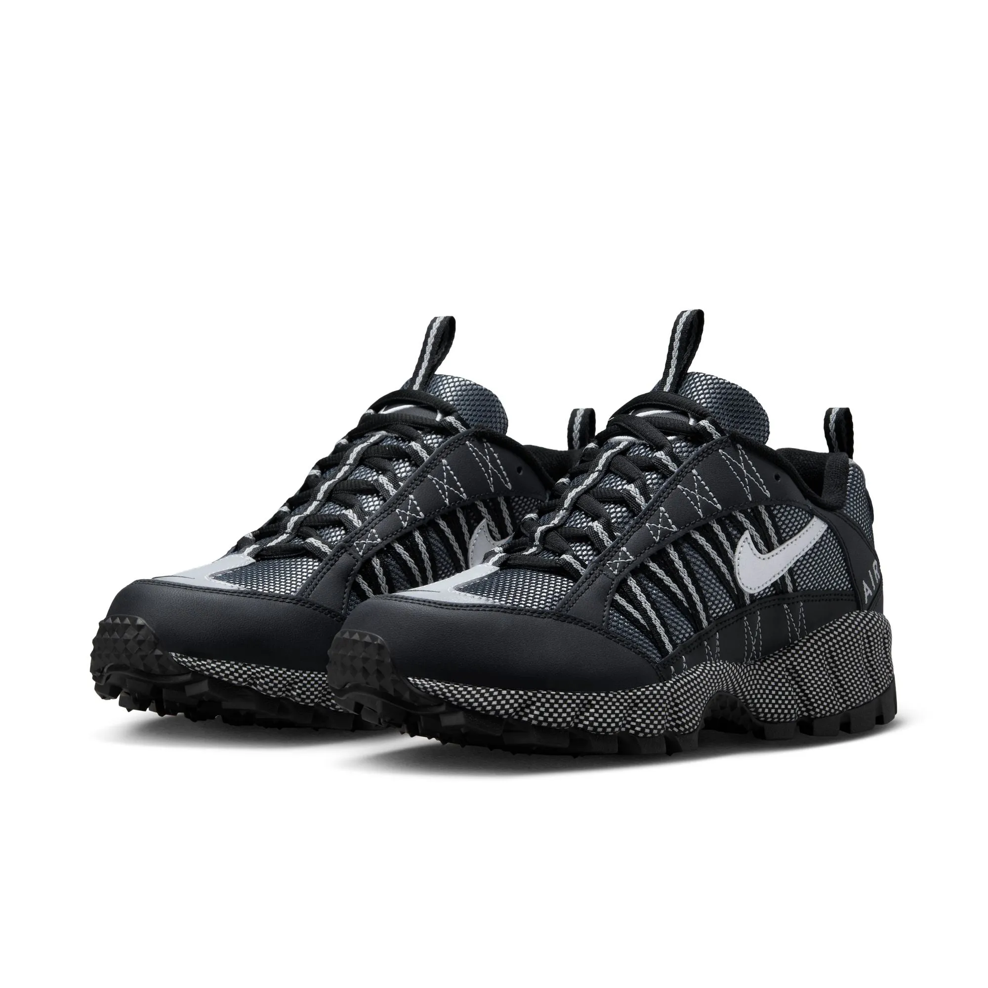 Nike - Men - Air Humara - Black/Metallic Silver