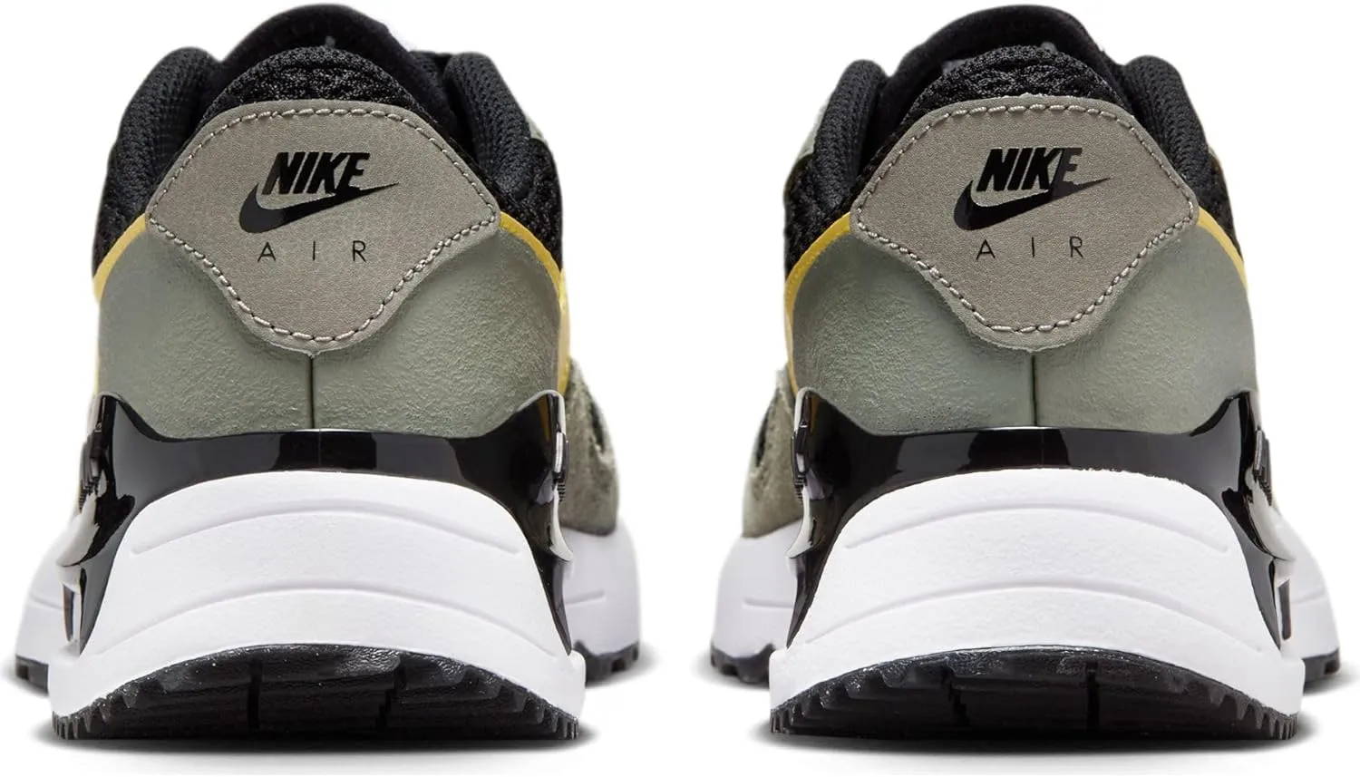 NIKE Men's Sneakers Track Shoe