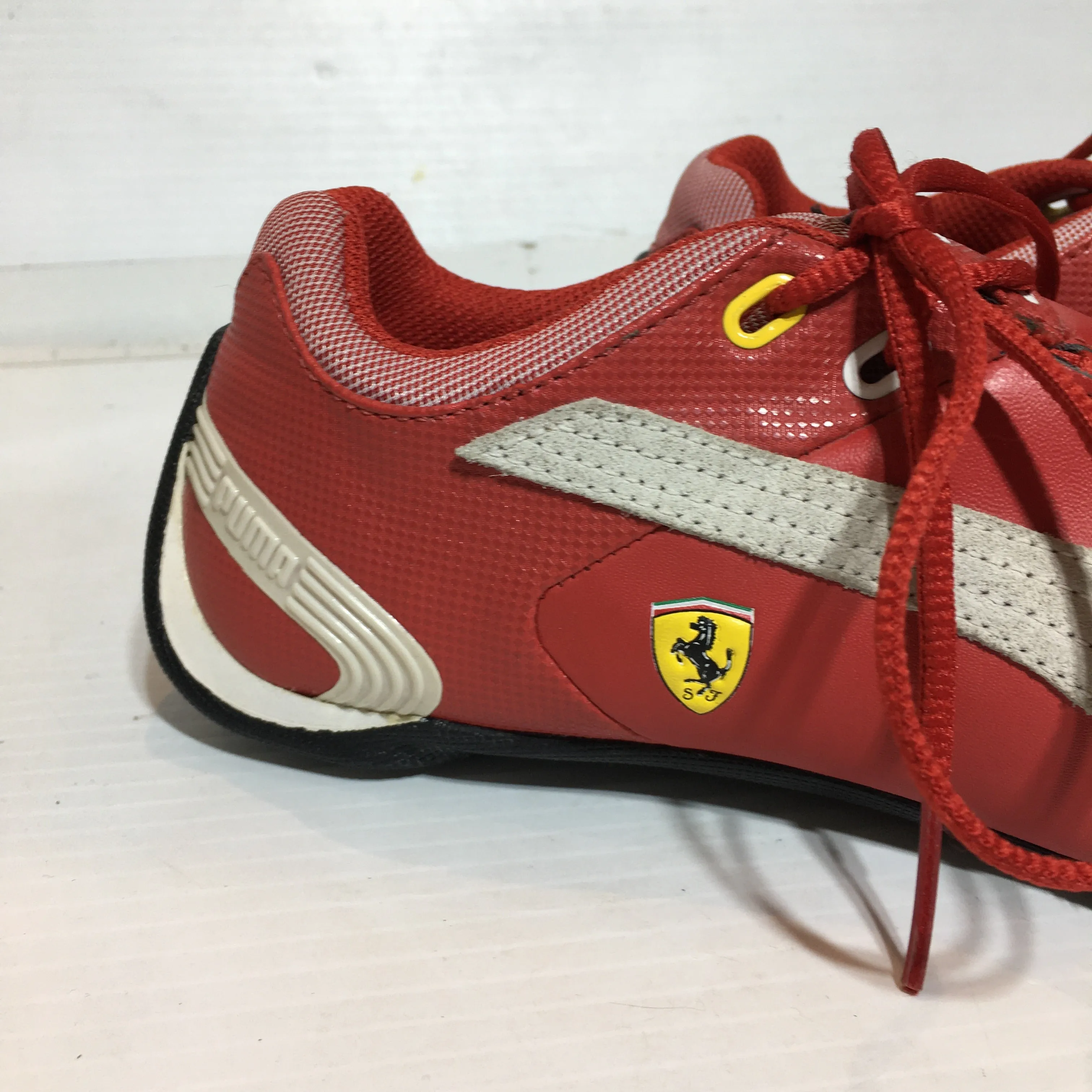 Puma Indoor Shoes Size 7US/EU39 - Pre-owned - QUXQUK