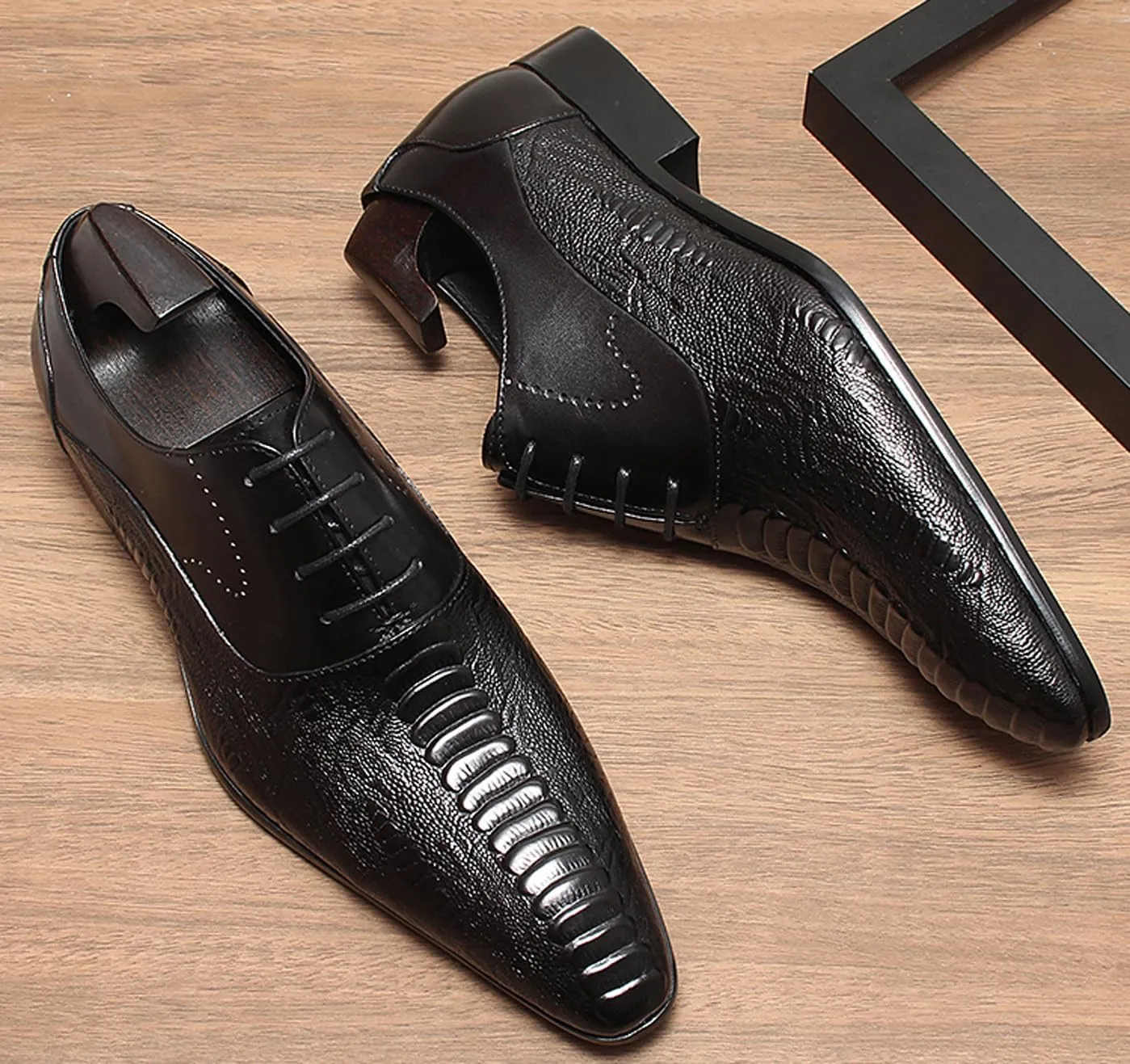 Santimon Men??s Leather Oxford Dress Shoes ?C Classic Lace-Up Formal Derby Shoes with Crocodile Embossed Detailing, Anti-Slip Sole & Cushioned Insole for Business, Wedding & Party