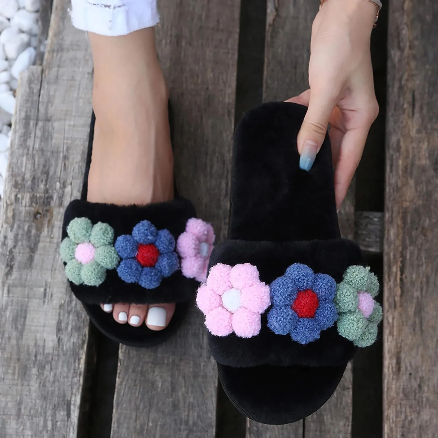SBGMoSJ Indoor House Slippers for Guests Mens Slipper Booties Memory Foam House Slippers Spa Slippers for Women Rubber Christmas Garland Gifts for Women 2023