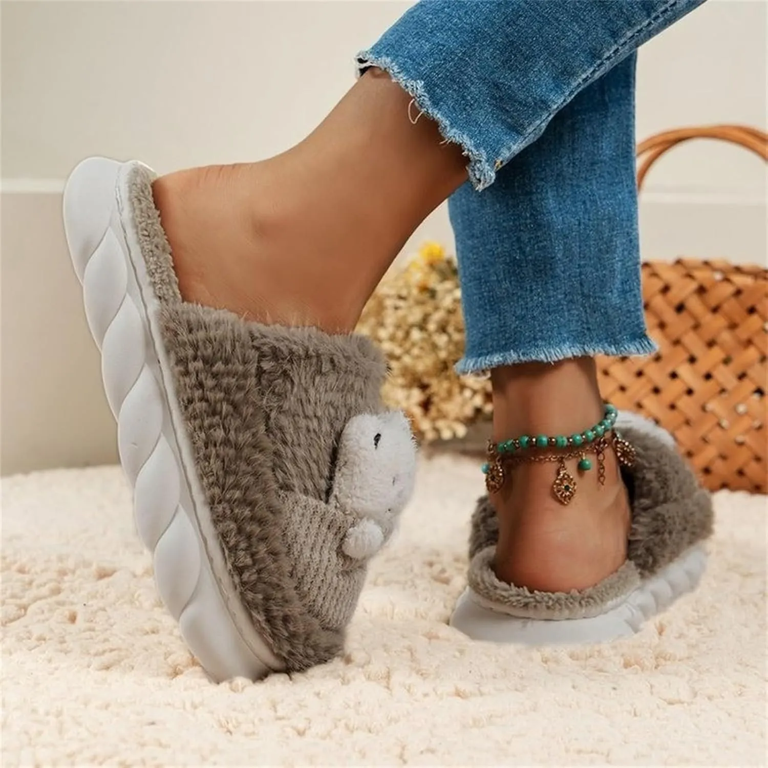 SBGMoSJ Womens House Shoes Slippers Indoor Outdoor Bedroom Shoes Winter Slipper Boots for Men Big Fluffy Slippers for Men Women Gifts for Christmas Gifts for Men 2023