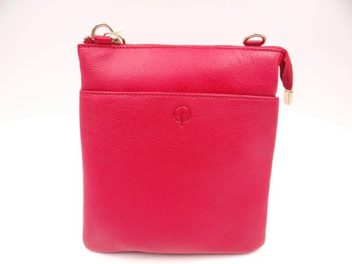 Second Nature Leather Handbag With Shoulder Strap ST31