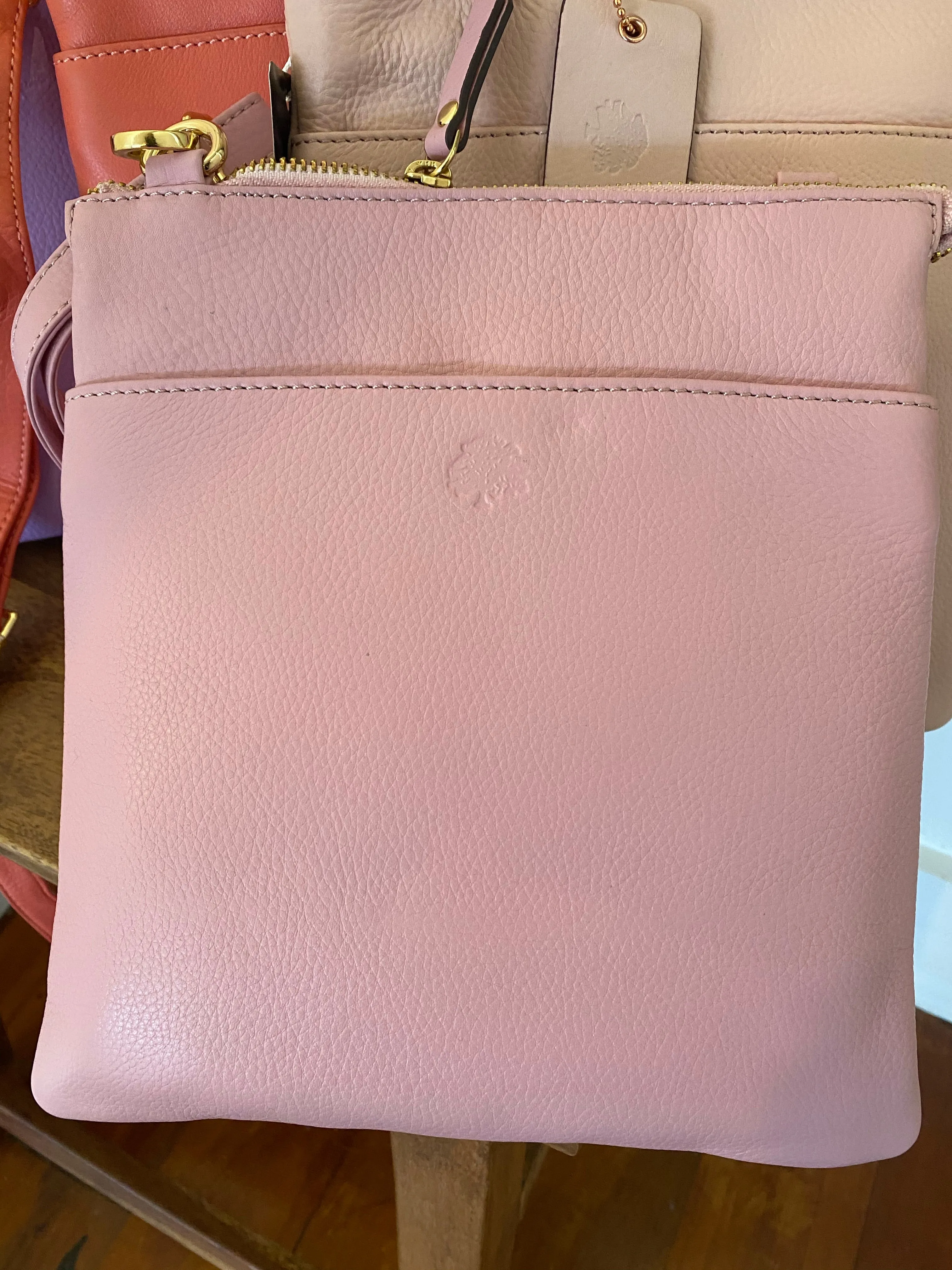 Second Nature Leather Handbag With Shoulder Strap ST31