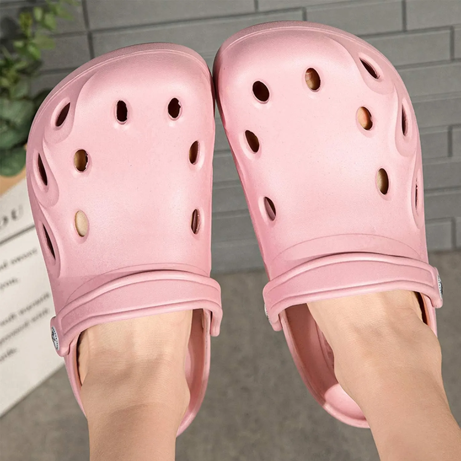 Unisex-Adult Classic Clog Lightweight Non-Slip Garden Clogs Mules Quick-Drying Sandals for Men Women