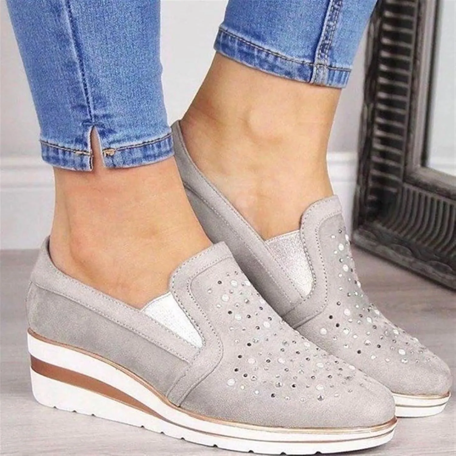 Women's Wedges Canvas Suede Shoes Rhinestones Platforms Round Toe Slip On Loafers Casual Low-top Lightweight Breathable Orthotic Loafers Running Walking Sneakers